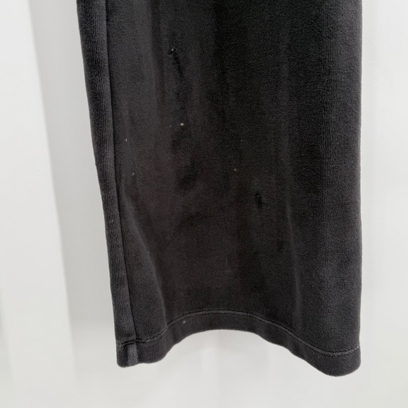 Victoria's Secret PINK Black Velour Yoga Pants Gold Crest Graphic XS Vintage Y2K - Picture 4 of 7